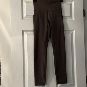 Lululemon Size 4 Wunder Train Leggings